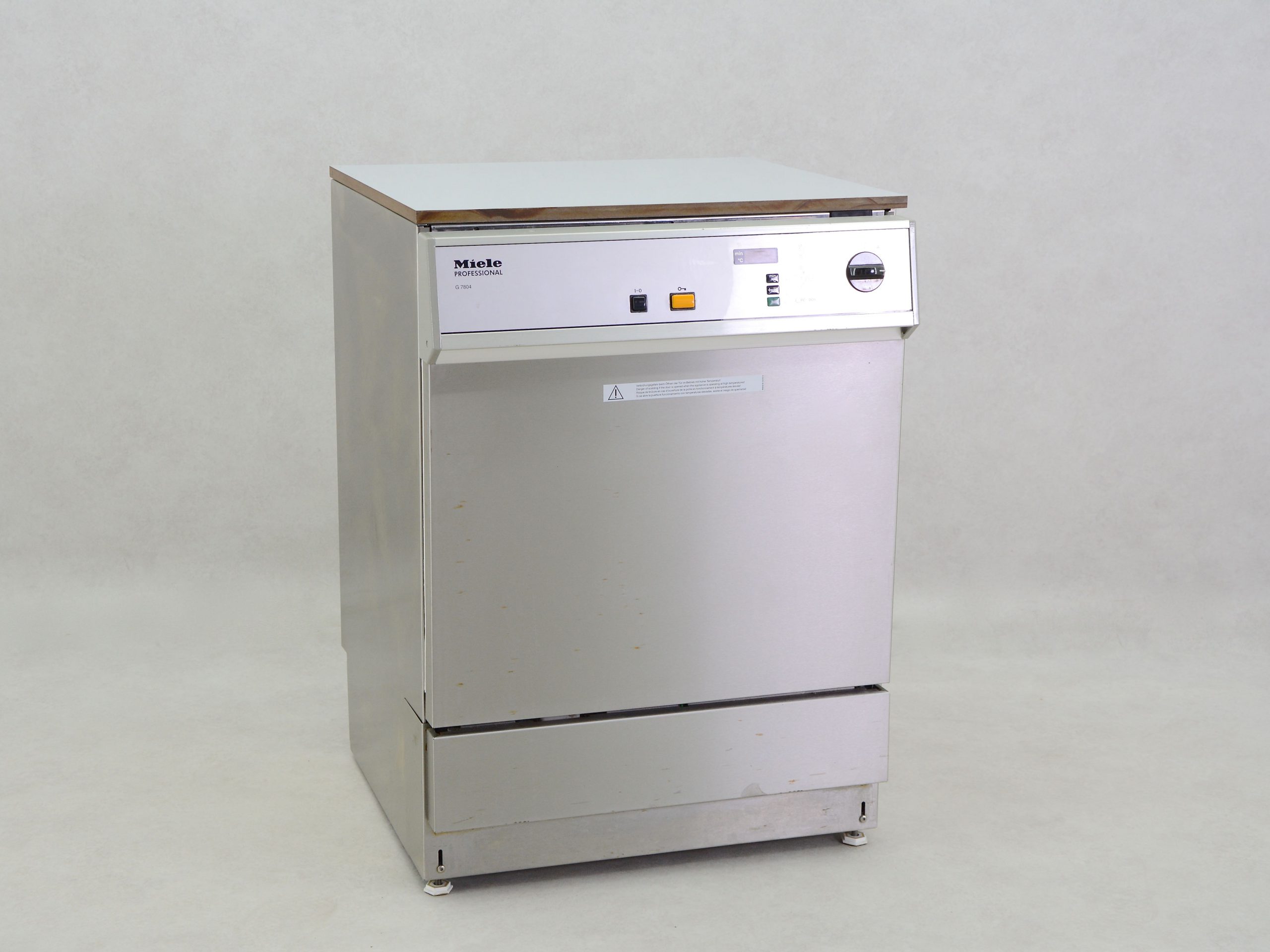 5125-miele-g7804-01