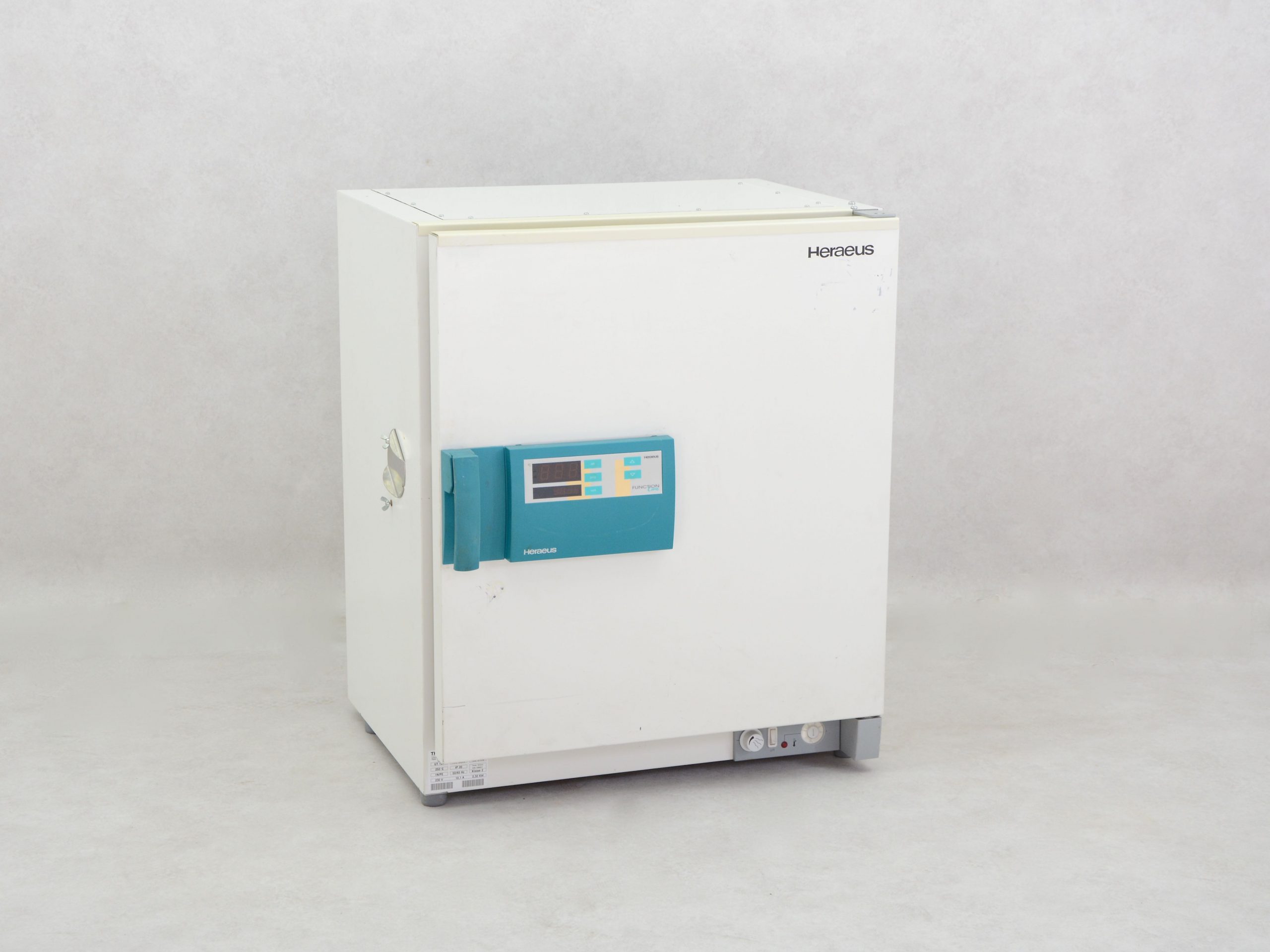 5248-heraeus-ut12p-01