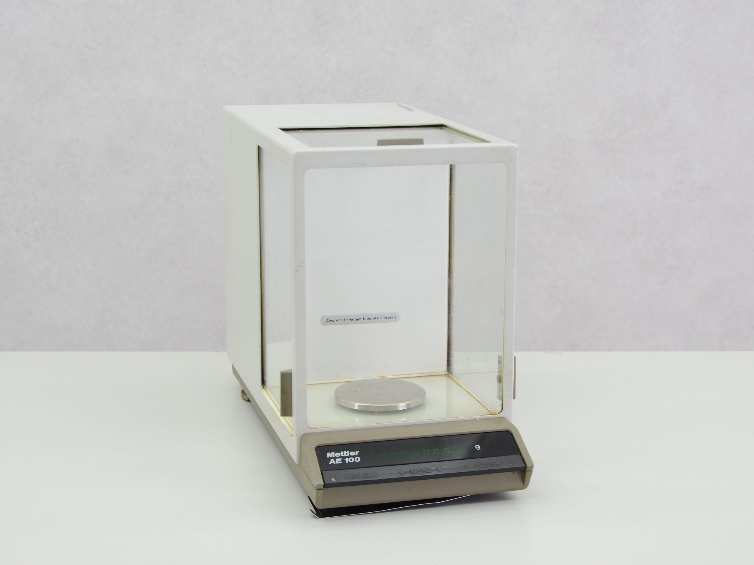 5361-mettler-ae100-01